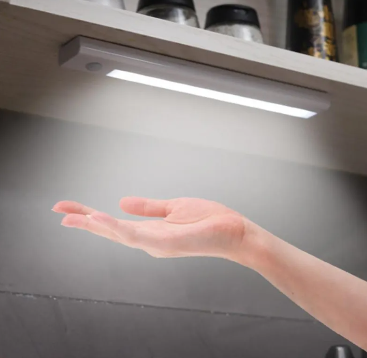 Luz LED con sensor de movimiento