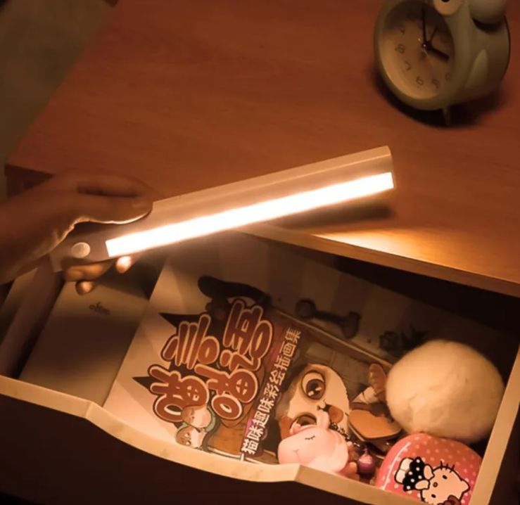 Luz LED con sensor de movimiento